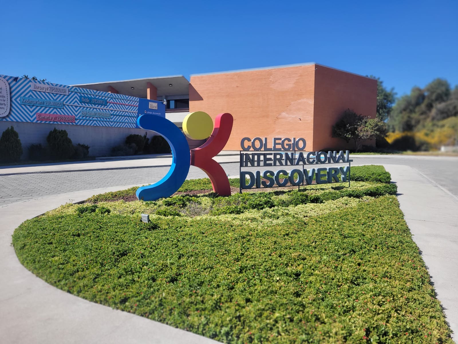 Colegio Discovery Nuevo Millenium — Boarding
